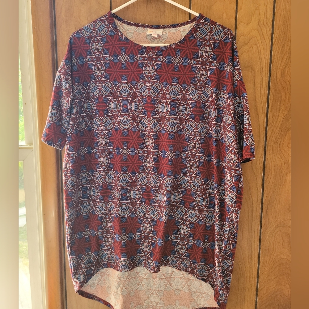SZ XXS - LuLaRoe - Red & Blue Geometic Print Shirt